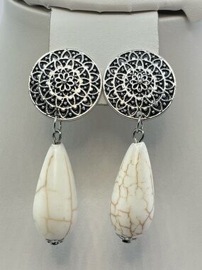 Silver Tone Magnesite Teardrop Dangle Earrings Boho Mandala Drop